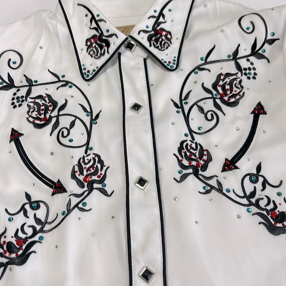 Scully Classic White Shirt with a customize look.